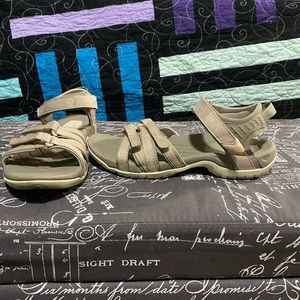 Teva women’s Tirra